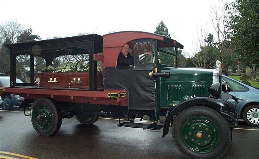 Vintage Hearse Funeral Lorry Vintage Funeral Hearse